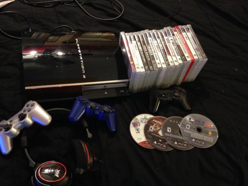 Ps3, 3 controllers, 22 games, and turtle beach headset