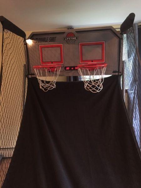 Arcade style indoor electronic double basketball net