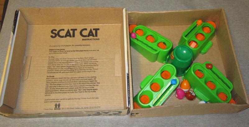 Vintage- Scat Cat Game - no batteries required! COMPLETE