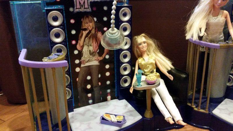 Hanna Montana Light up Dance Party - 2 sets and book