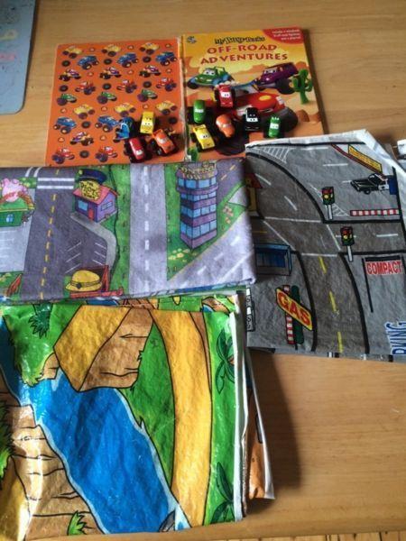 Playmats & Cars-Lot