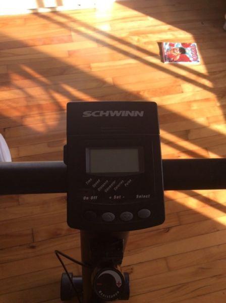 Vélo exerciseur