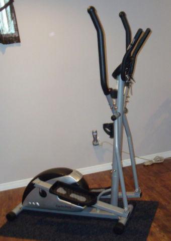 elliptique cardio style et 150 bonne état 140$ferme pas négo