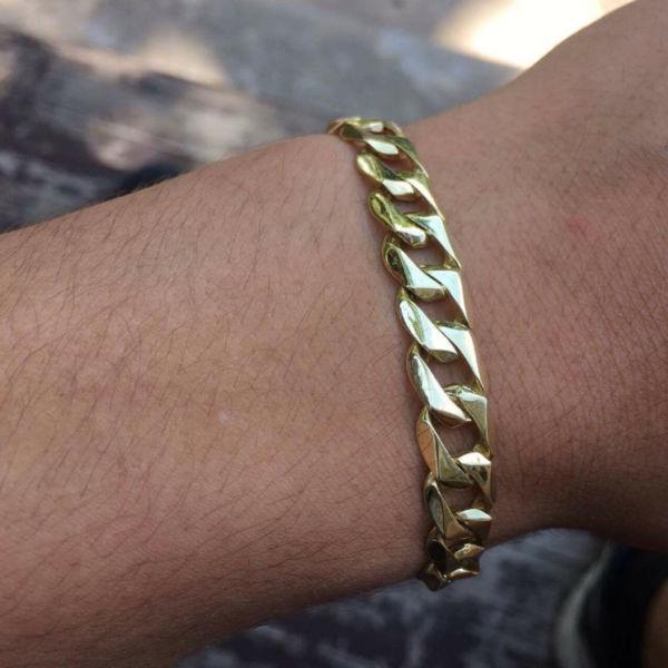 18K solid gold bracelet barely worn bought for over $7000