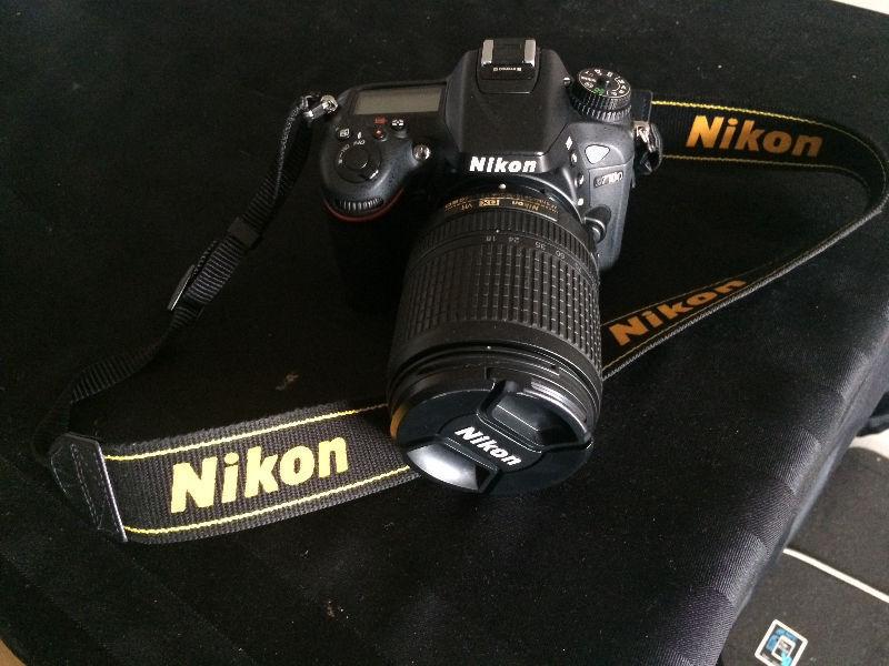 Nikon D7100 Camera w/ Nikon DX Vr 18-140mm Lens