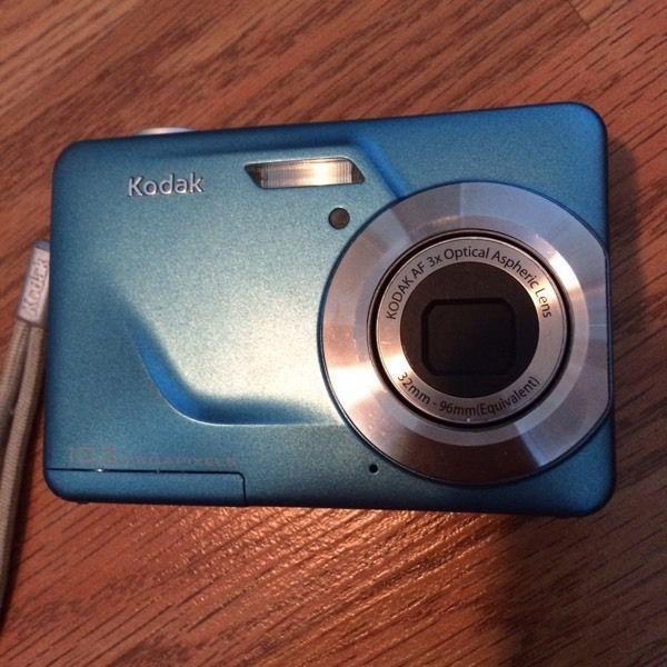 Blue Kodak EasyShare Digital Camera