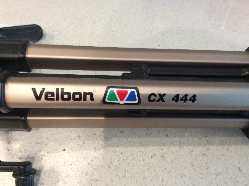 Velbon CX444 Tripod W/3-Way Panhead
