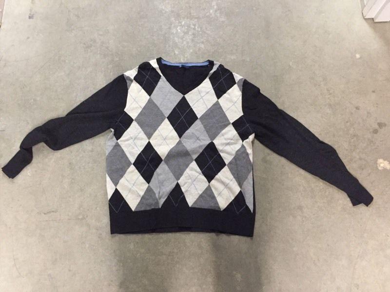 Gap Men's Dress Sweater For Sale