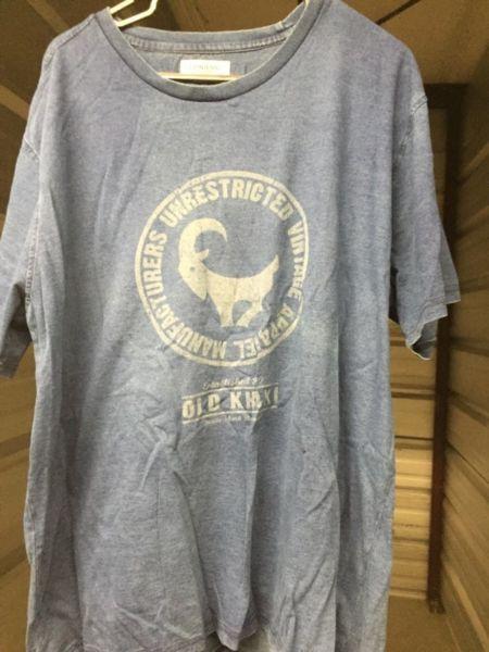Manufacturers Unrestricted Vintage Apparel T-shirt For Sale