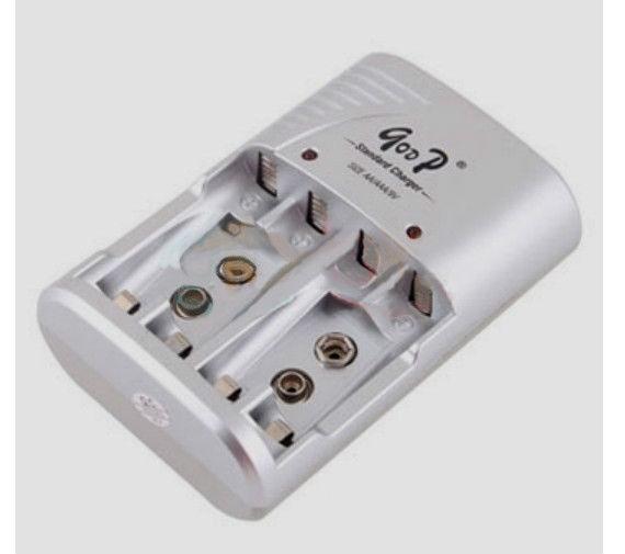 Chargeur de Batteries Automatique pour AA AAA et 9V Plug US YYYY