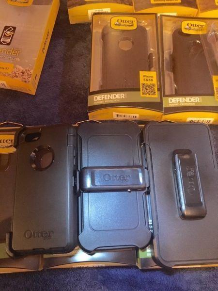 OTTER BOX DEFENDER pour SAMSUNG et IPHONE j'ai 12 modèles NEUF!