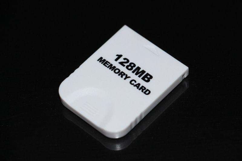 NINTENDO GAMECUBE-128MB-MEMORY CARD-2010 BLOCKS (NEUF/NEW)