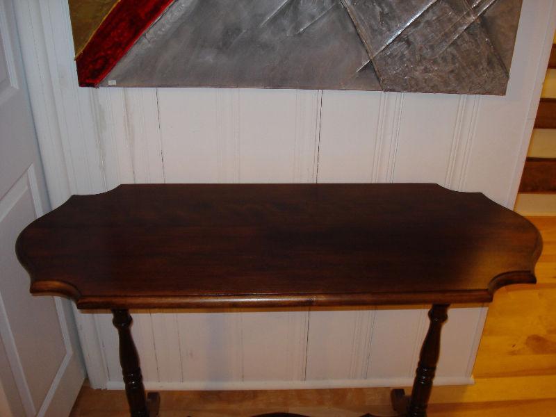 Table, bois massif, 1940's ( remise à neuf )