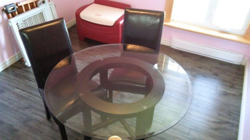 Table en verre 42