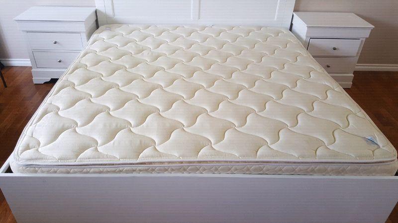 Queen size Mattress and box spring with free delivery