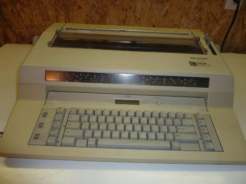 Sharp electronic typewriter