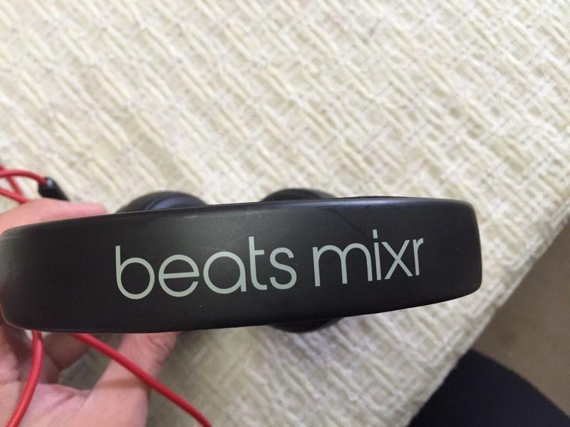 Beats Mixr Headphone (Mint condition)