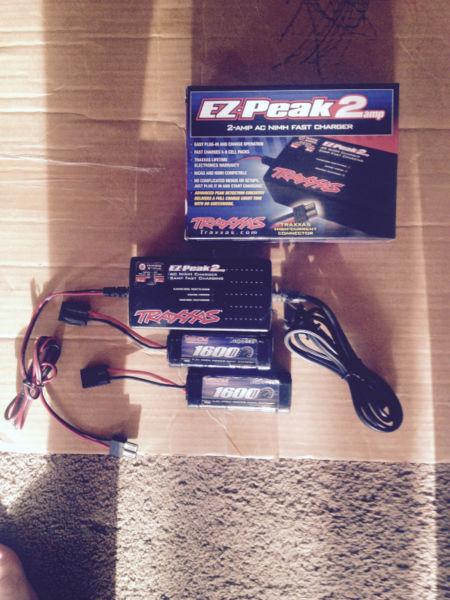 Traxxas charger and 2 nimh 1600 venom batteries