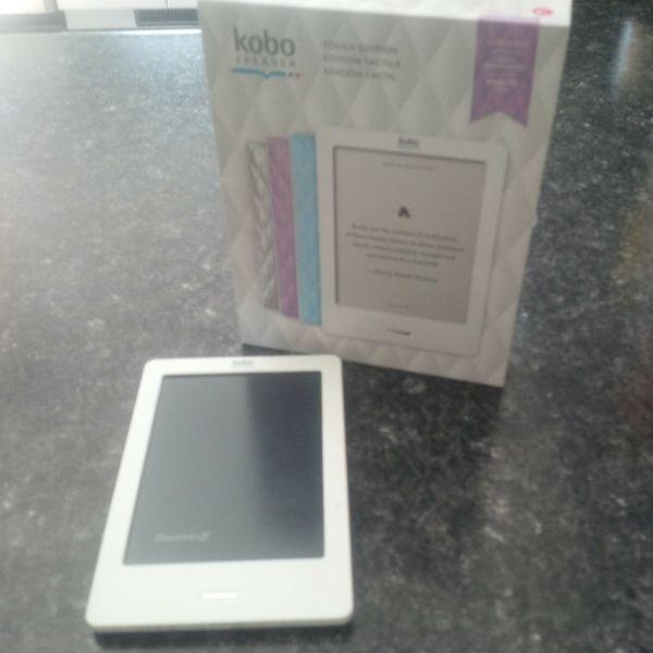 Kobo Ereader Touch Edition Lilac Quilt