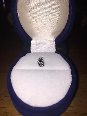 14K white gold diamond pendant