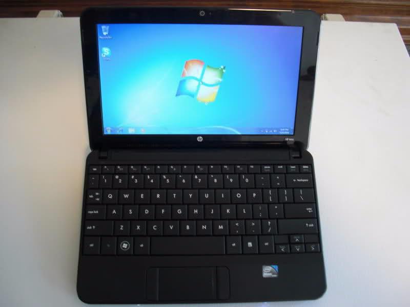 HP Mini 110 Laptop (like new) with all accessories
