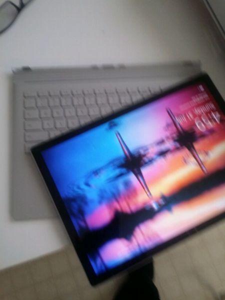 Microsoft Surface Book Intel i7 256 SSD