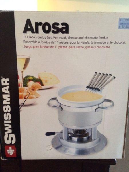 High-end Swissmar Fondue Set