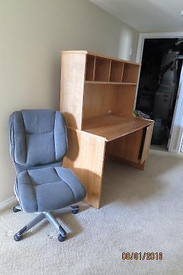Childs computer desk and chair
