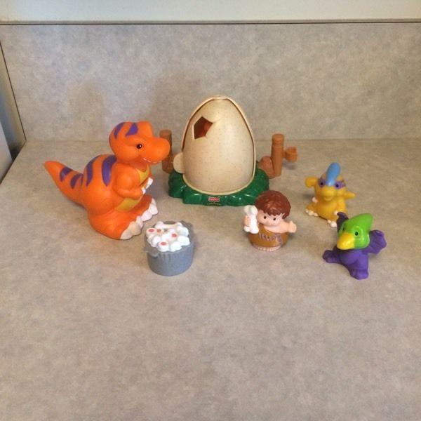 FISHER PRICE CAVEMAN DINO MOMMA & BABY T-REX, EGG 2 EXTRAS