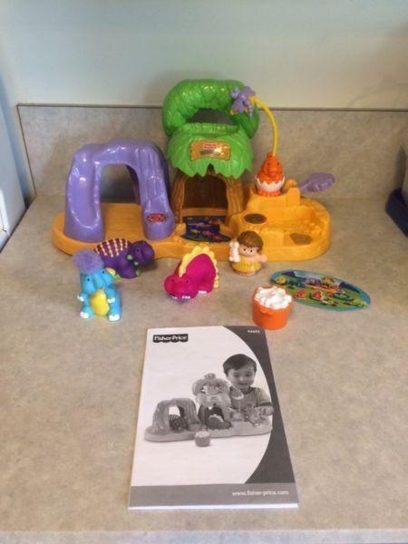 FISHER PRICE LITTLE PEOPLE CAVEMAN BABY DINO LAND PLAYSET!