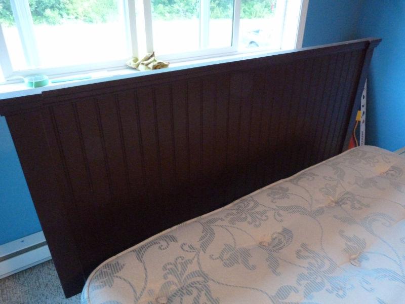 Double Mattress, Headboard and Boxspring with Storage