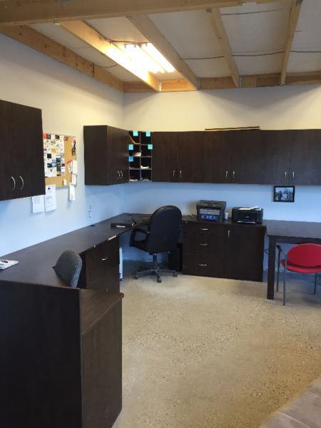 Office & Warehouse sublet on Marion St