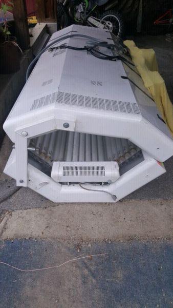 Professional tanning bed for sale! OR TRADE FOR WHY!
