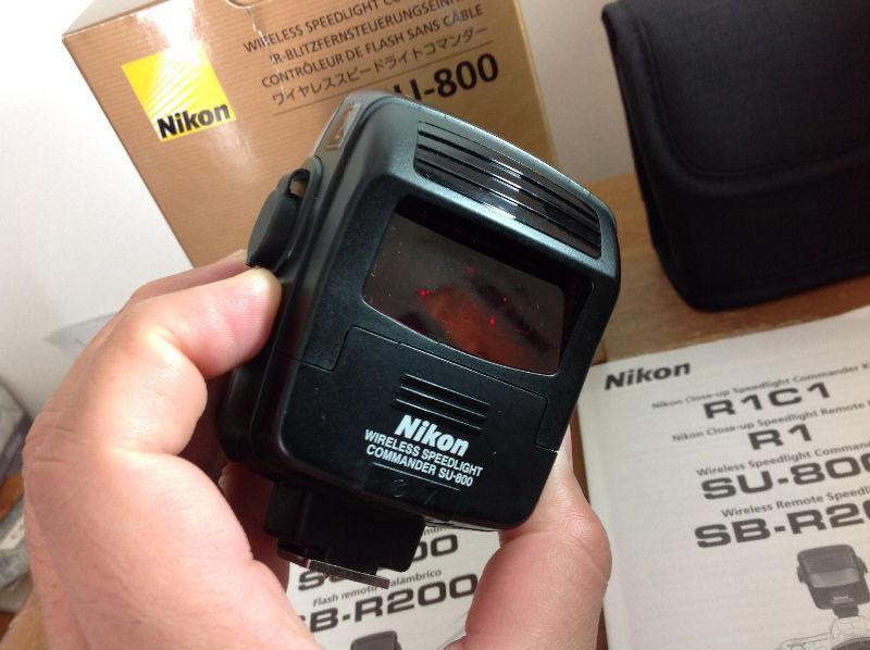 Nikon SU-800 flash trigger BOXED