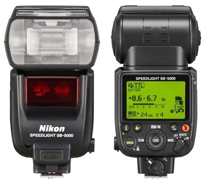 BNIB Nikon SB5000