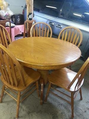 MOVING MUST SALE WOOD TABLE AND CHAIRS