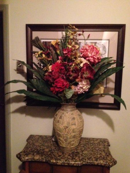 large flower( fake) bouchet and porclein vase (metrotown)