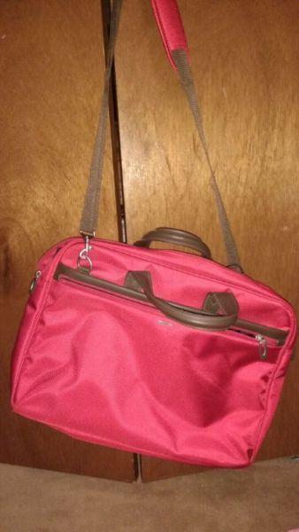 Red DECODE laptop bag New Condition $20 takes