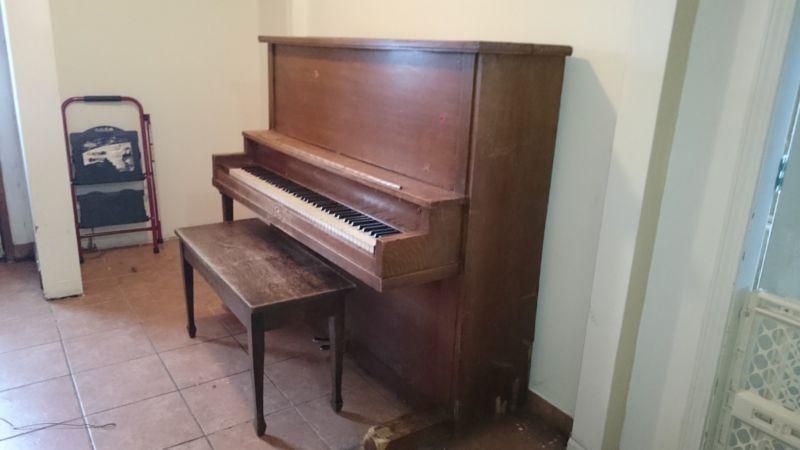 piano needs a new home
