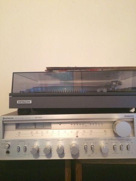 Hitachi turntable and stereo