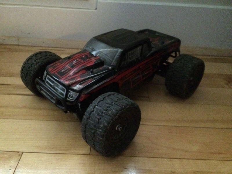 Ruckus 1/18 scale 4WD monster truck rc