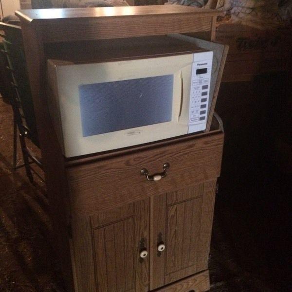 Microwave stand