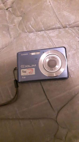 Digital camera with charger for sale