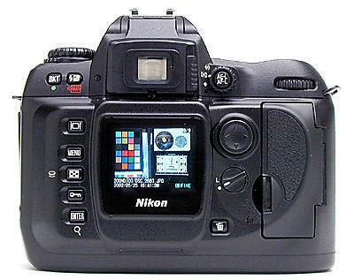 Nikon D100 w/ memory card, charger and carrying case