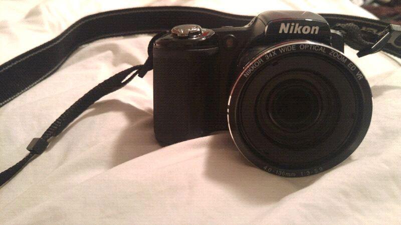 Nikon L830 Box & Case