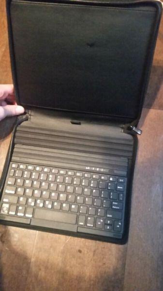 Keyboard case for any tablet (android and apple)