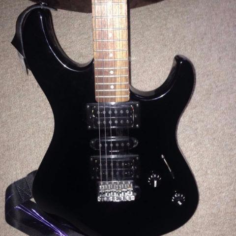 Yamaha ERG 121C (Comes with soft-Case) / Electric Guitar, $70