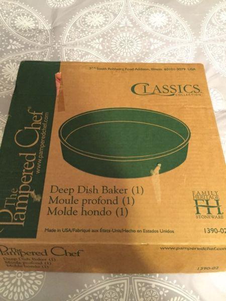 The Pampered Chef Deep Dish Baker