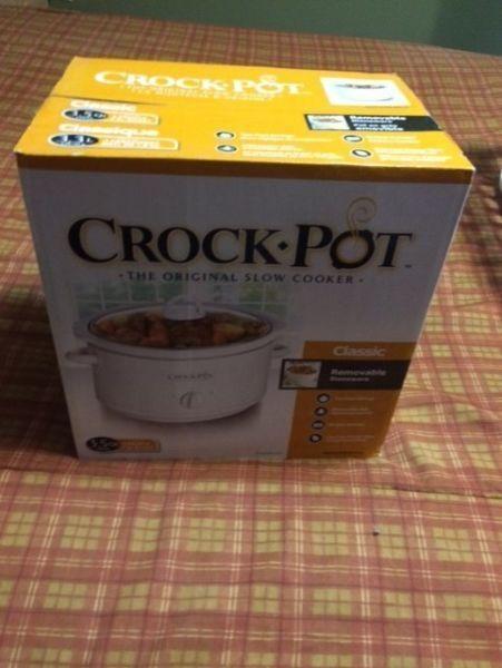 Crock pot- Brand New
