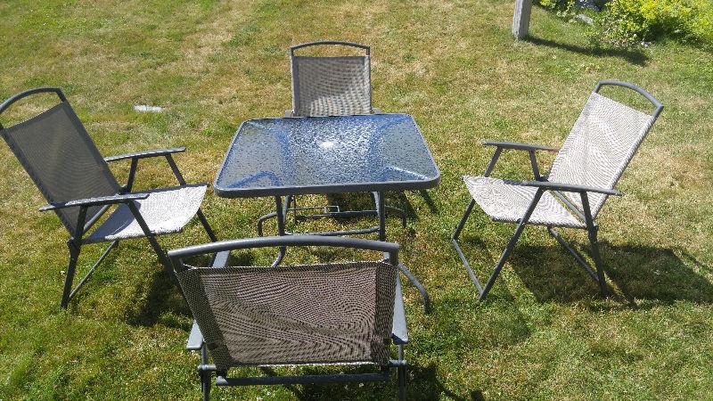 Outdoor Patio Table + 4 Chairs + Umbrella